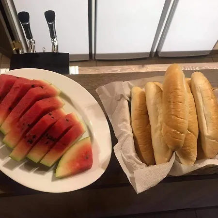 ゲストハウス Na Rozcesti